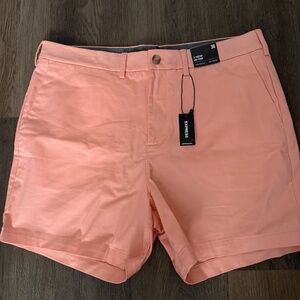 NWT Express 6" Comfort Waist Hyper Stretch Slim Chino Shorts 36 Peach Mid-Thigh
